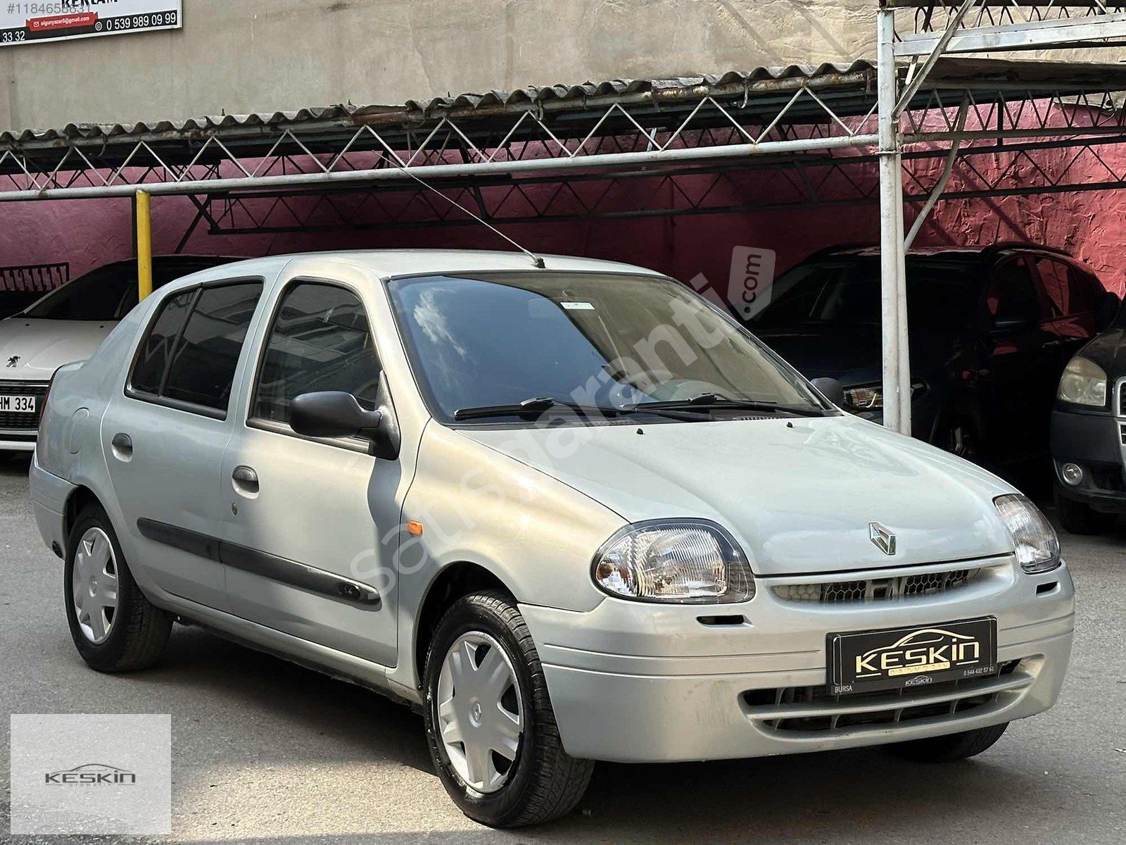 2001 RENAULT CLIO 1.4 SEDAN KLİMALI