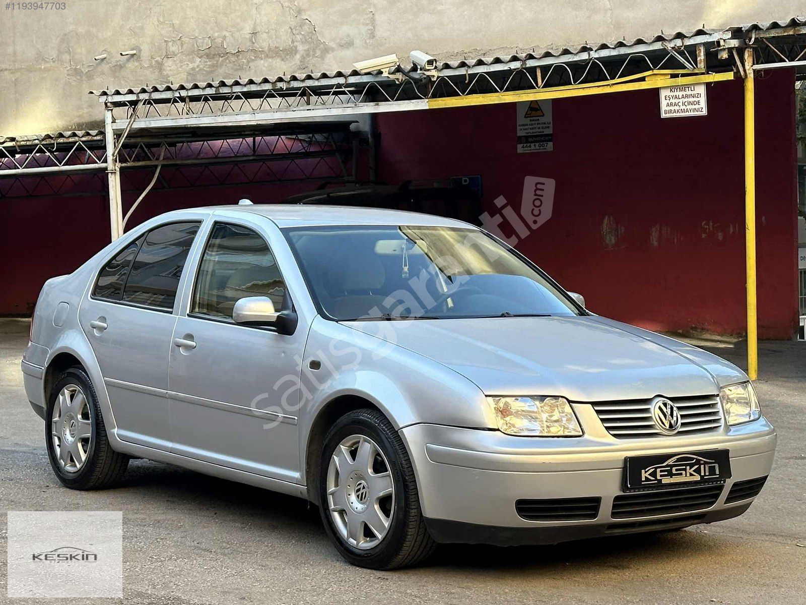 2005 VW BORA 1.6 COMFORTLINE OTOMATİK SORUNSUZ