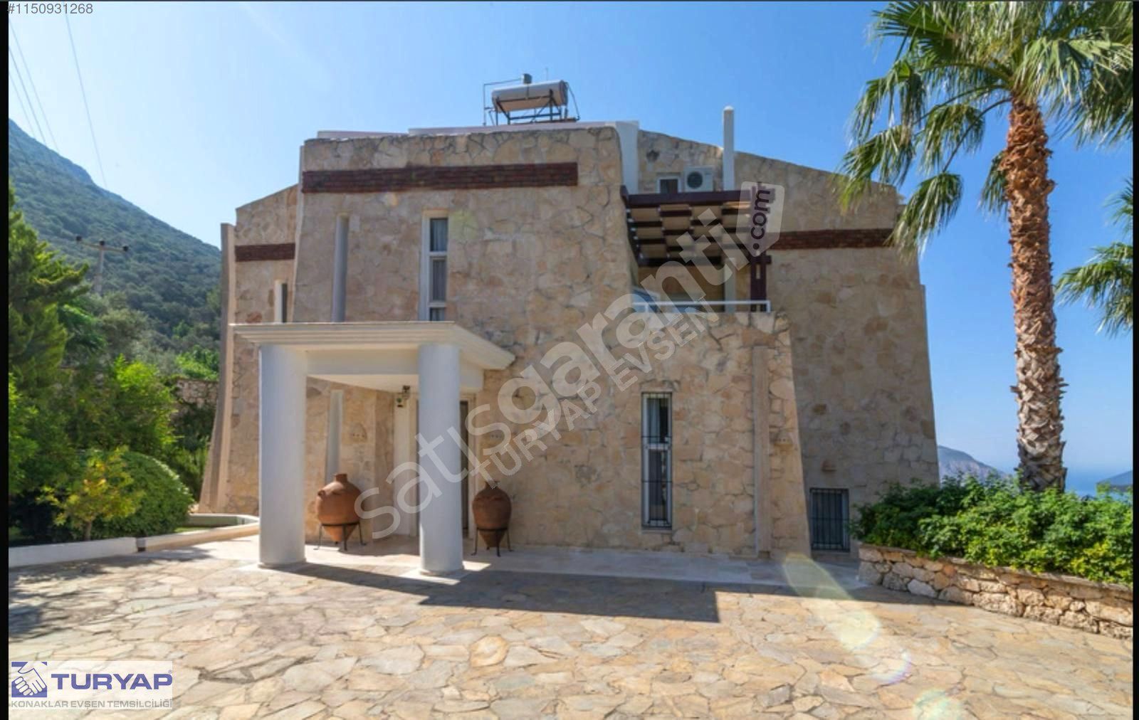 Kaş Kalkan' da Deniz Manzaralı Lüks Villa