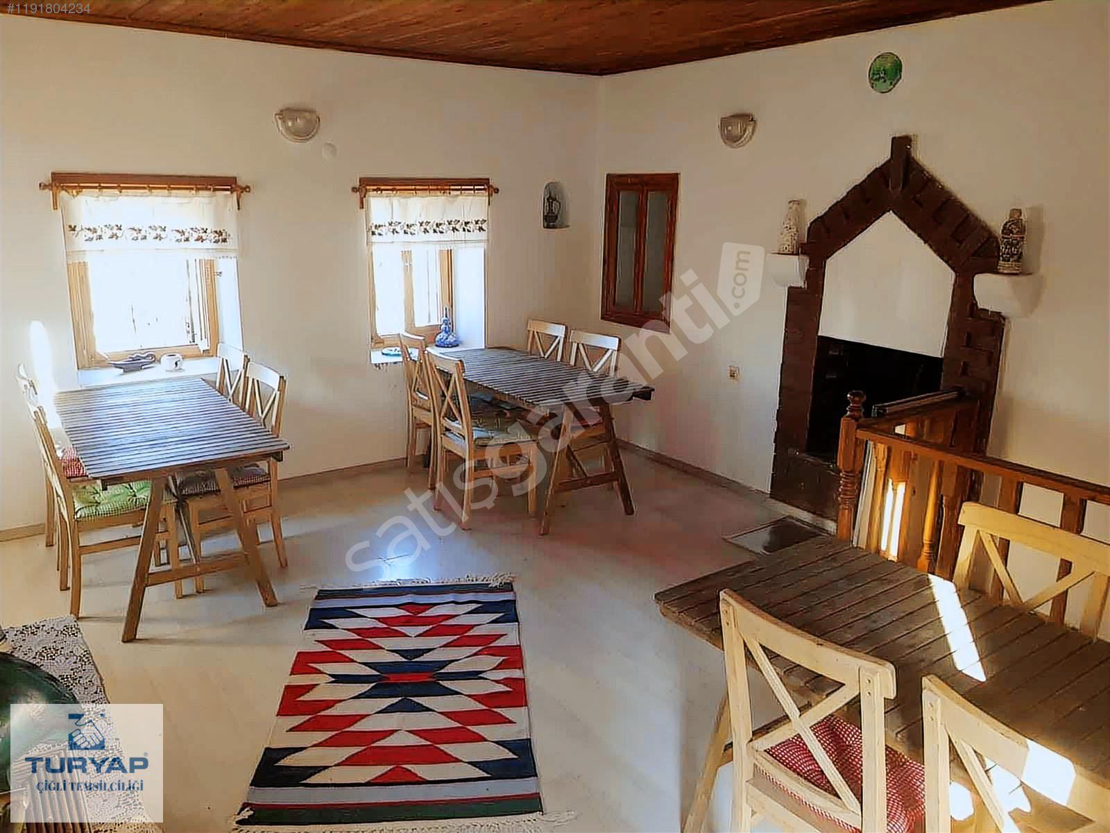 Foça Kozbeyli'de Satılık Rum Evi
