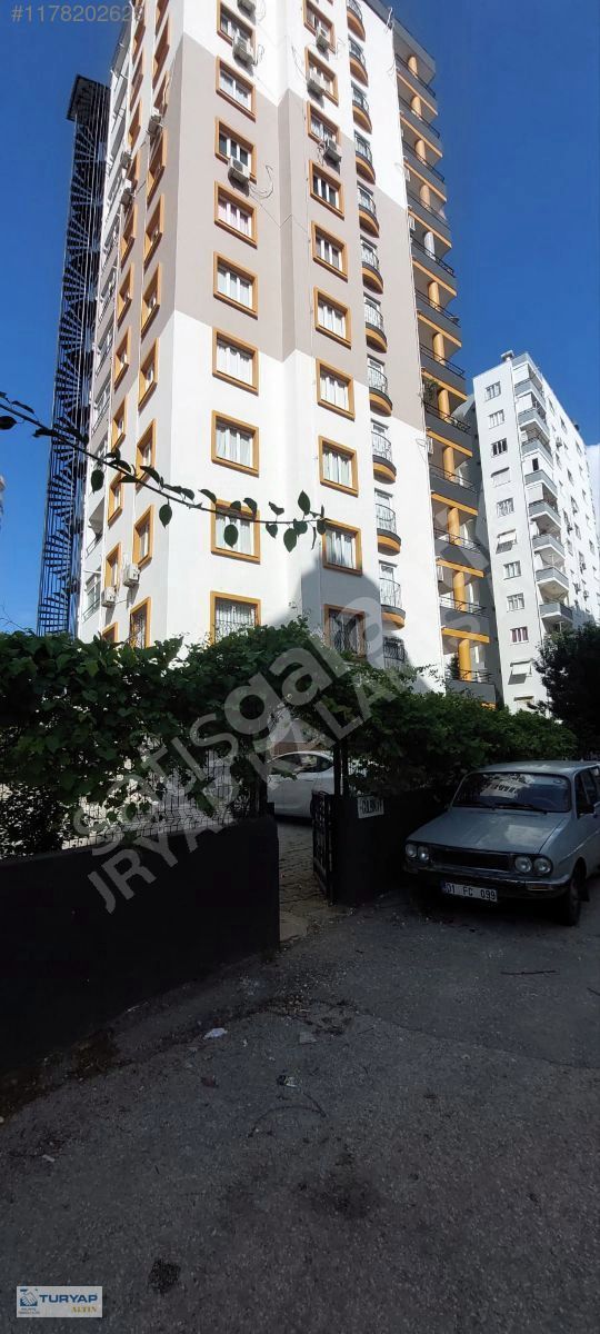ADANA HUZUREVLERİN'DE METROYA YAKIN 210 M2, 4+1 SATILIK DAİRE