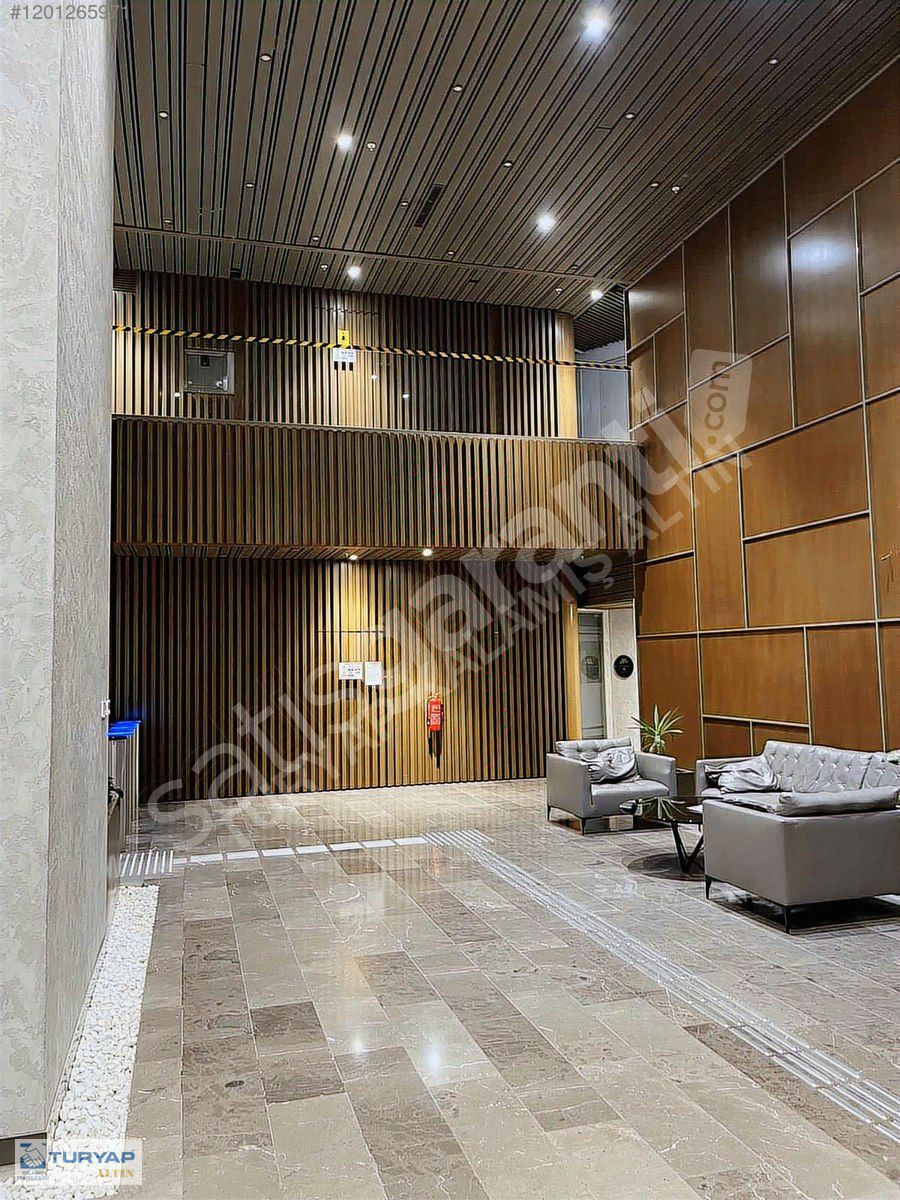 FİKİRTEPE NUHOĞLUNDA KİRALIK 420 M2 NET TERASLI OFİS !