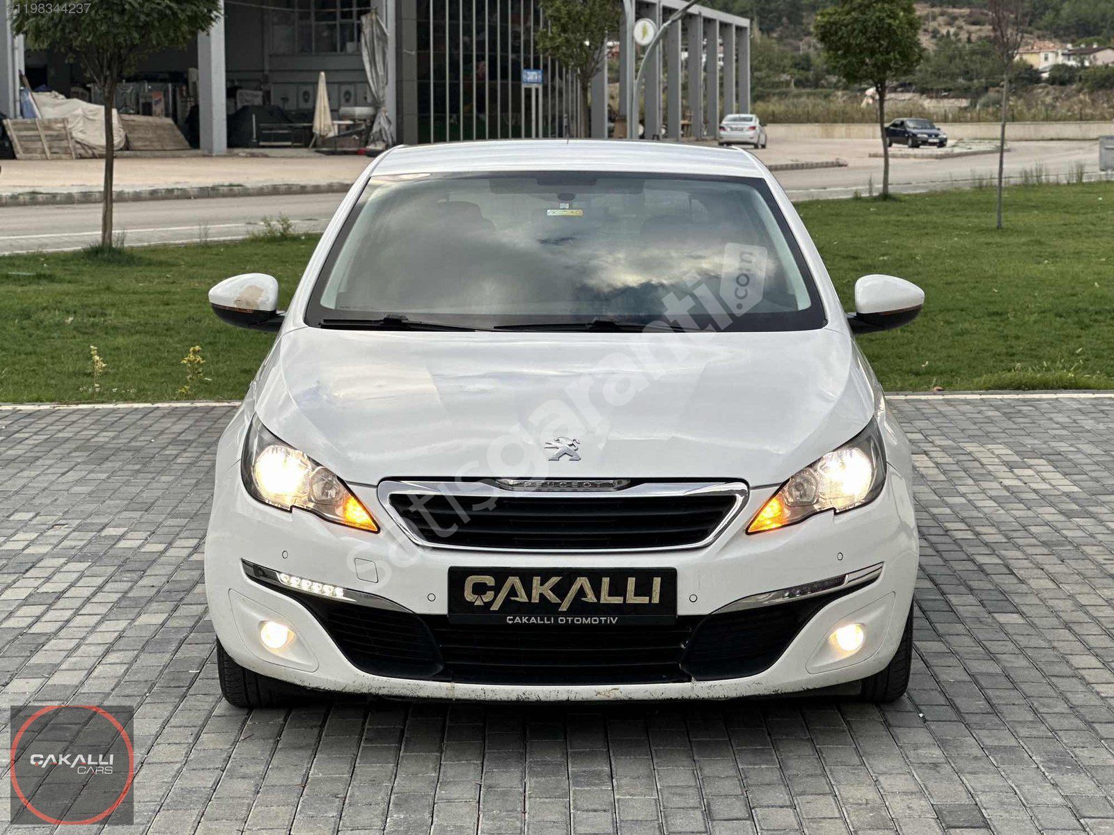 HATASIZ BOYASIZ DİZEL OTOMATİK 120 HP BAKIMLI PEUGEOT 308