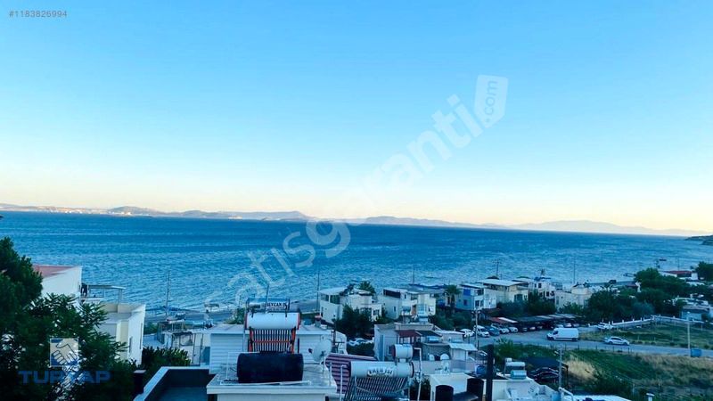 TURYAP DİKİLİ'DEN ÇANDARLI'DA SATILIK YAZLIK