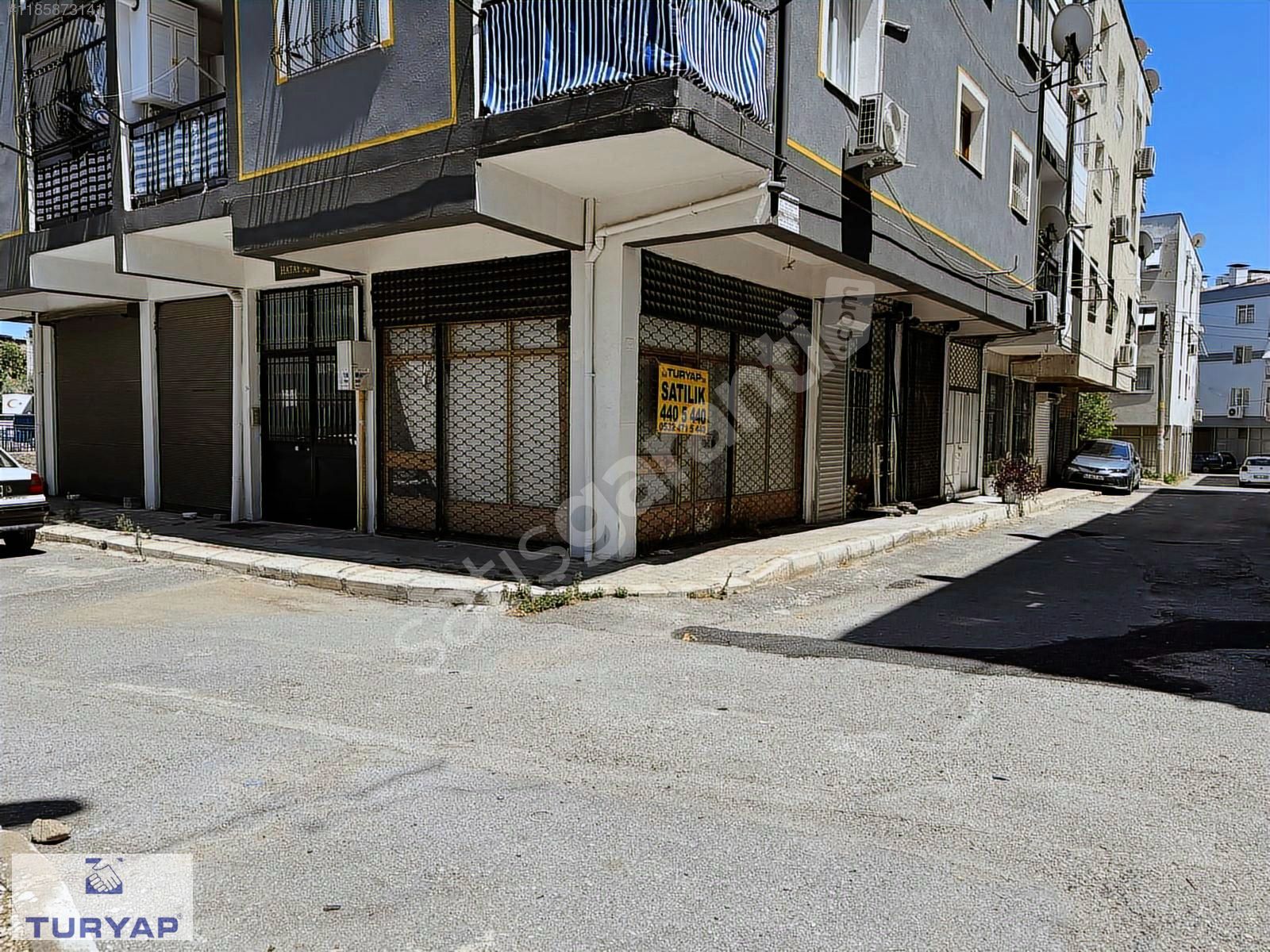 Karabağlar Selvilide Merkezi Konumda Satılık İşyeri