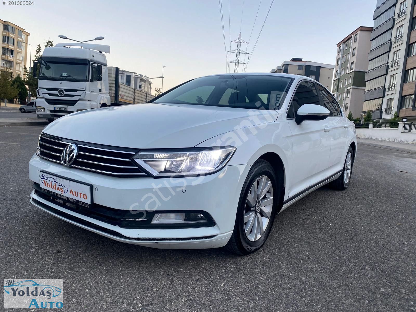 BY YOLDAŞ AUTO - 1.4 BENZİN LPG MANUEL PASSAT DÜŞÜK KM TERTEMİZ