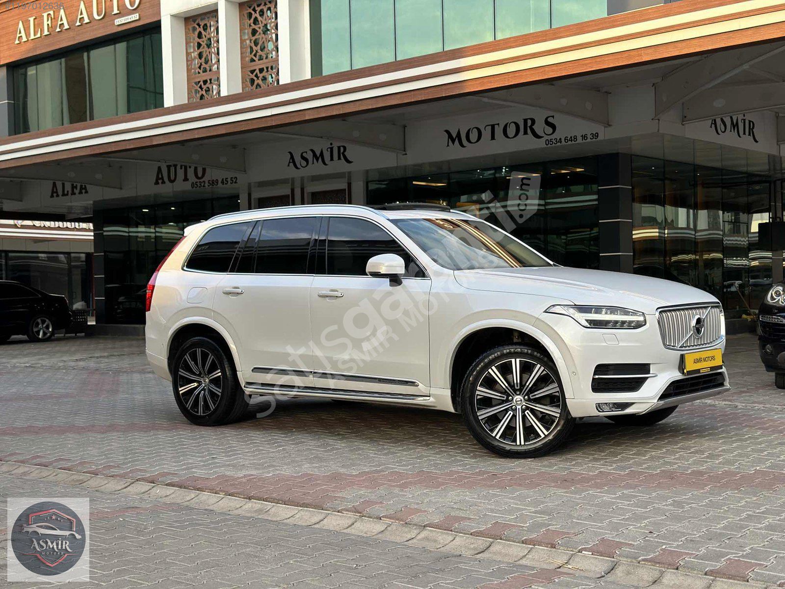 ASMİR MOTORSTAN VOLVO XC 90 HATASIZ BOYASIZ