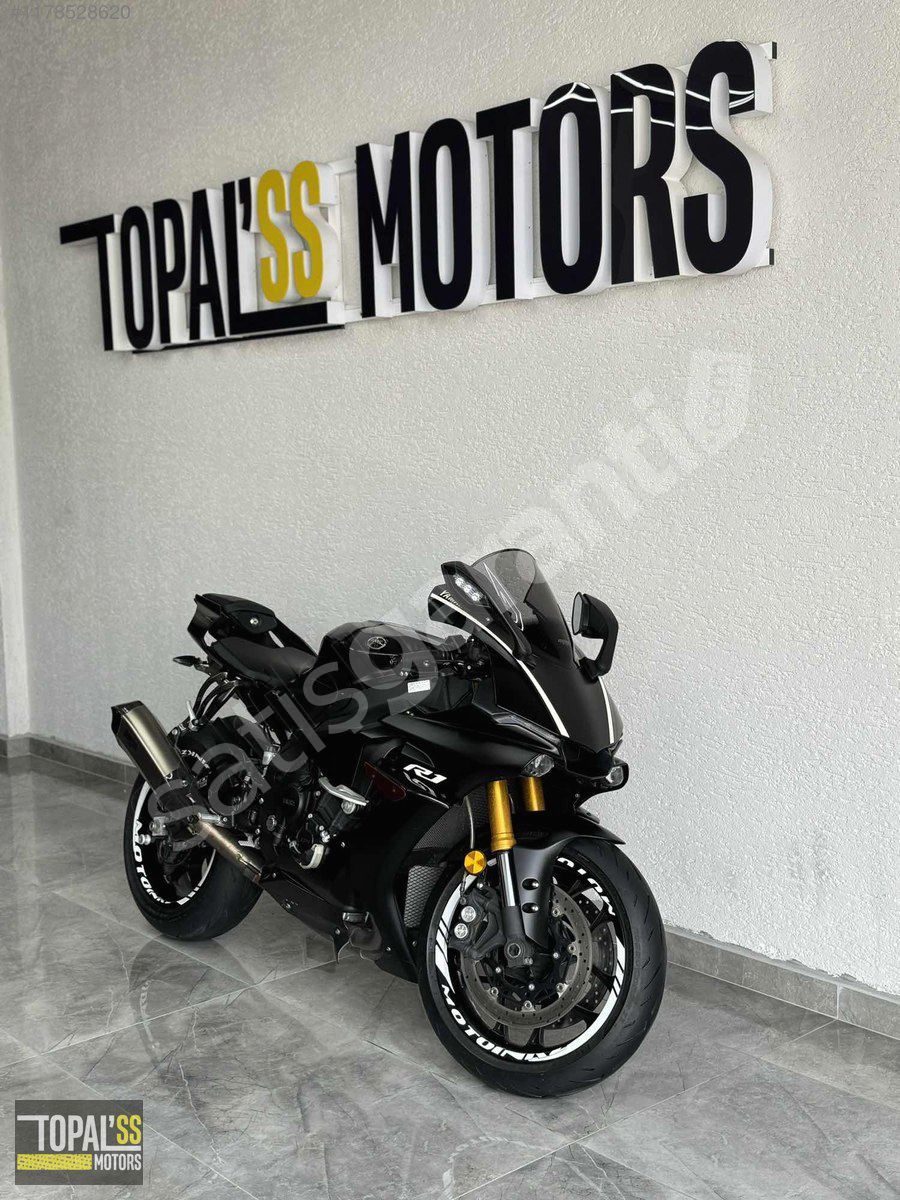 TOPALSS MOTORS 2019 YAMAHA R1 14.950KM+AKRAPOVİC KARTA 12 TAKSiT