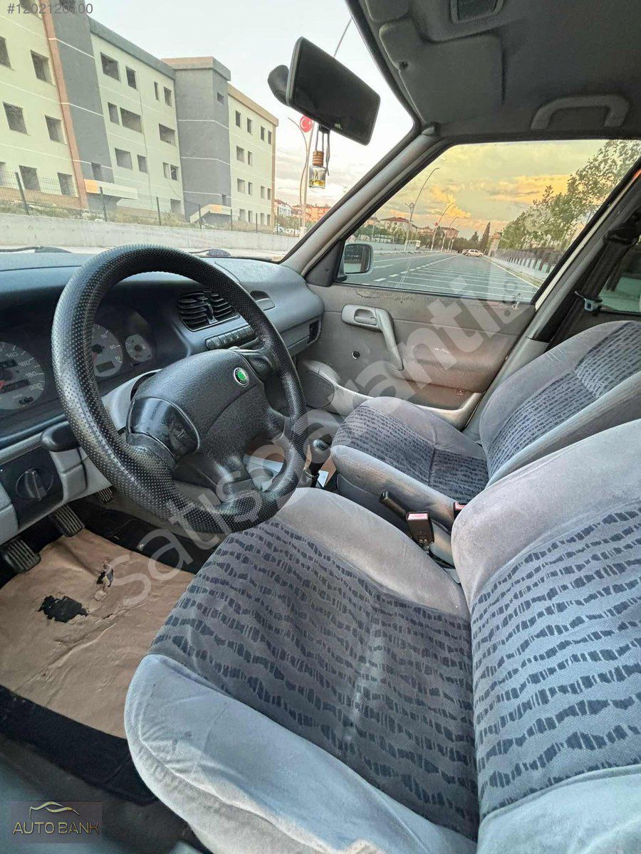 AUTOBANK TAN SKODA FELİCİA HATASIZ BOYASIZ