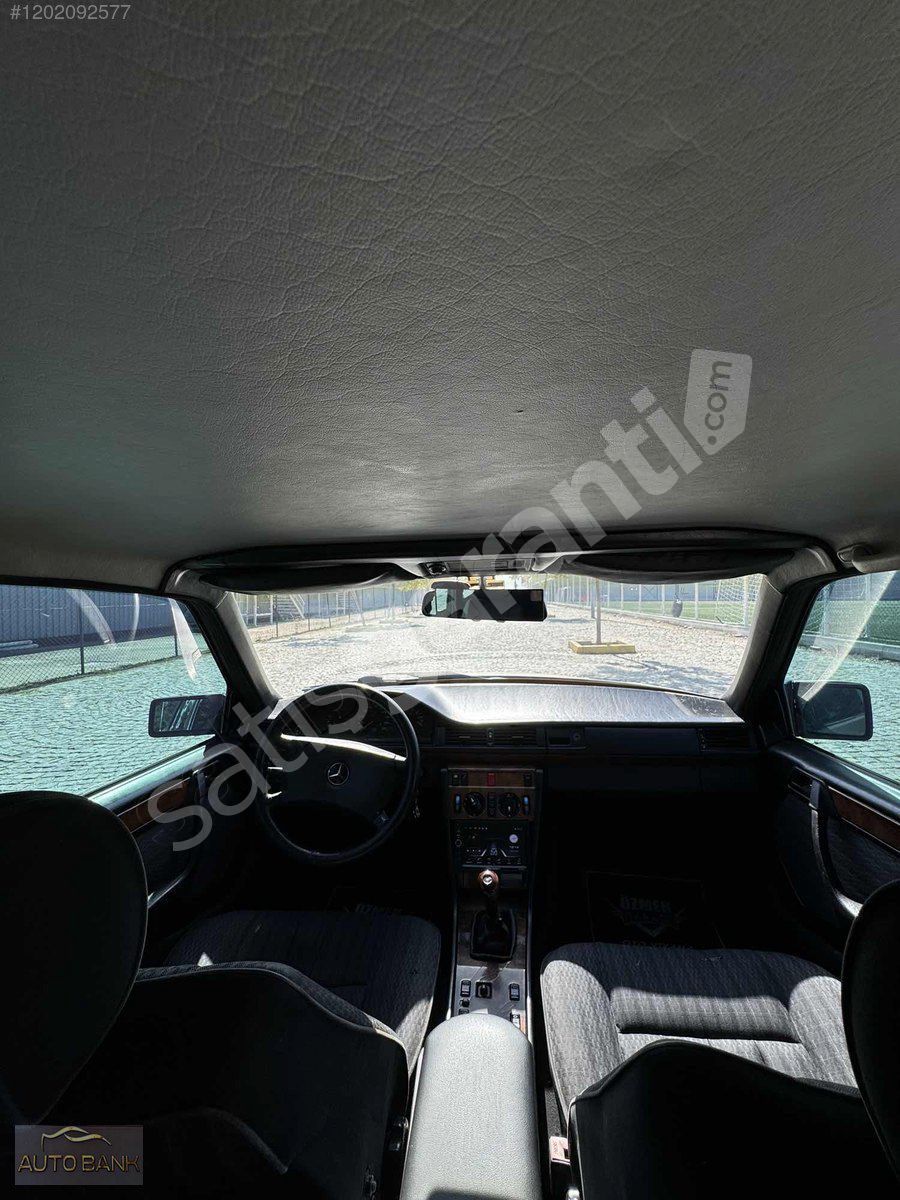 AUTOBANK TAN 200 E 5 İLERİ YILDIZLAR ÜSTÜNDE