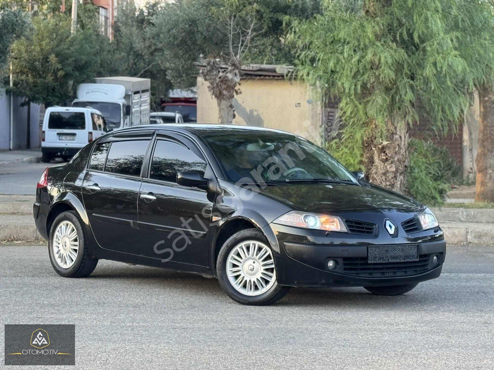 M&C OTOMOTİVDEN BOYASIZ DEĞİŞENSİZ MEGANE 1.6 BENZİN/LPG