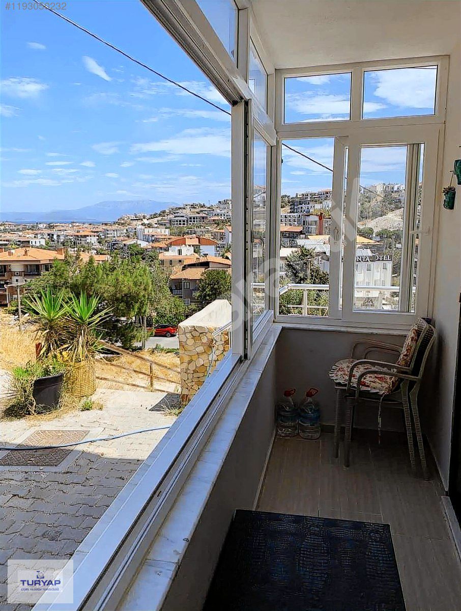 TURYAP'TAN ÇEŞME MERKEZDE SATILIK 2 DAİRE (1+1 ile 1+0)