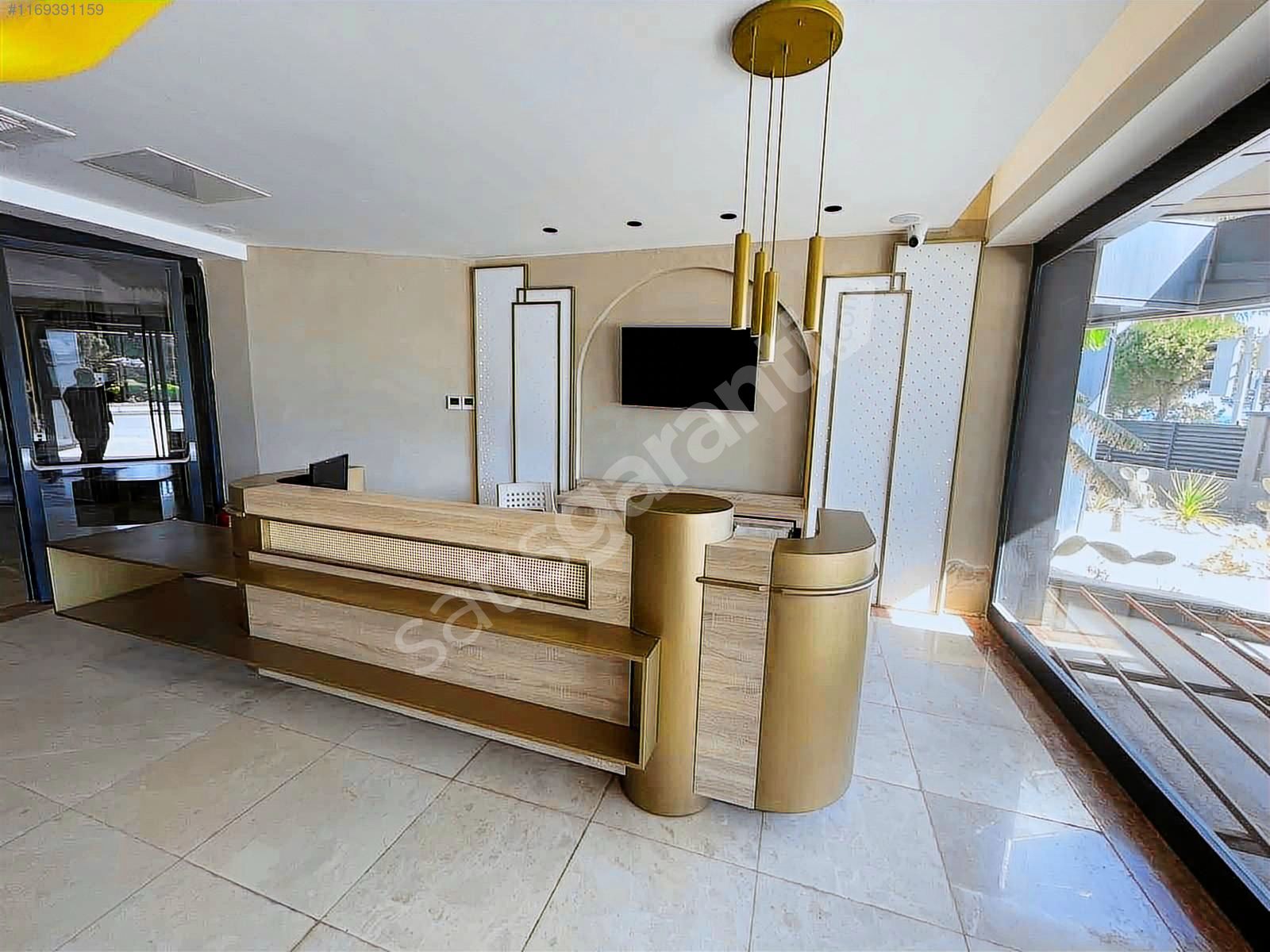 ÇEŞME BOYALIK'TA 1+1 LÜKS REZİDANS