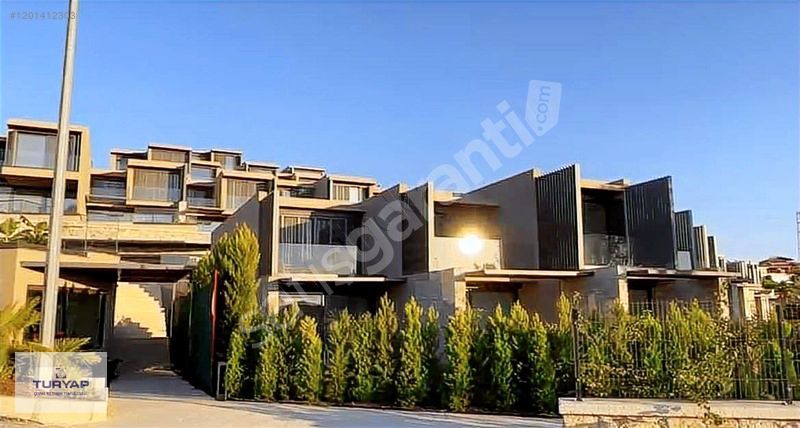 TURYAP'TAN ÇEŞME İNVİCTUS SUNSET ILICADA LÜKS HAVUZLU VİLLA