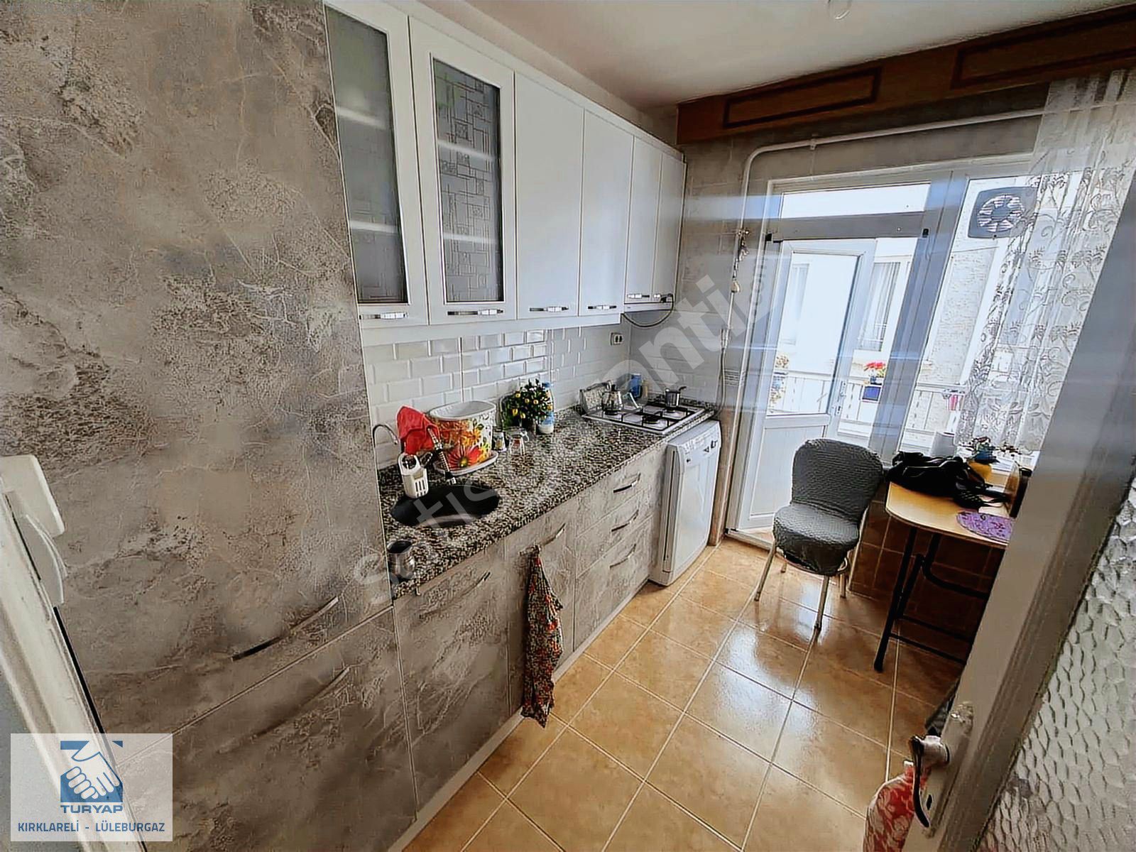 KOCASİNAN MAH. 2+1 110M2, ARA KAT, AİLE APARTMANI, KREDİYE UYGUN