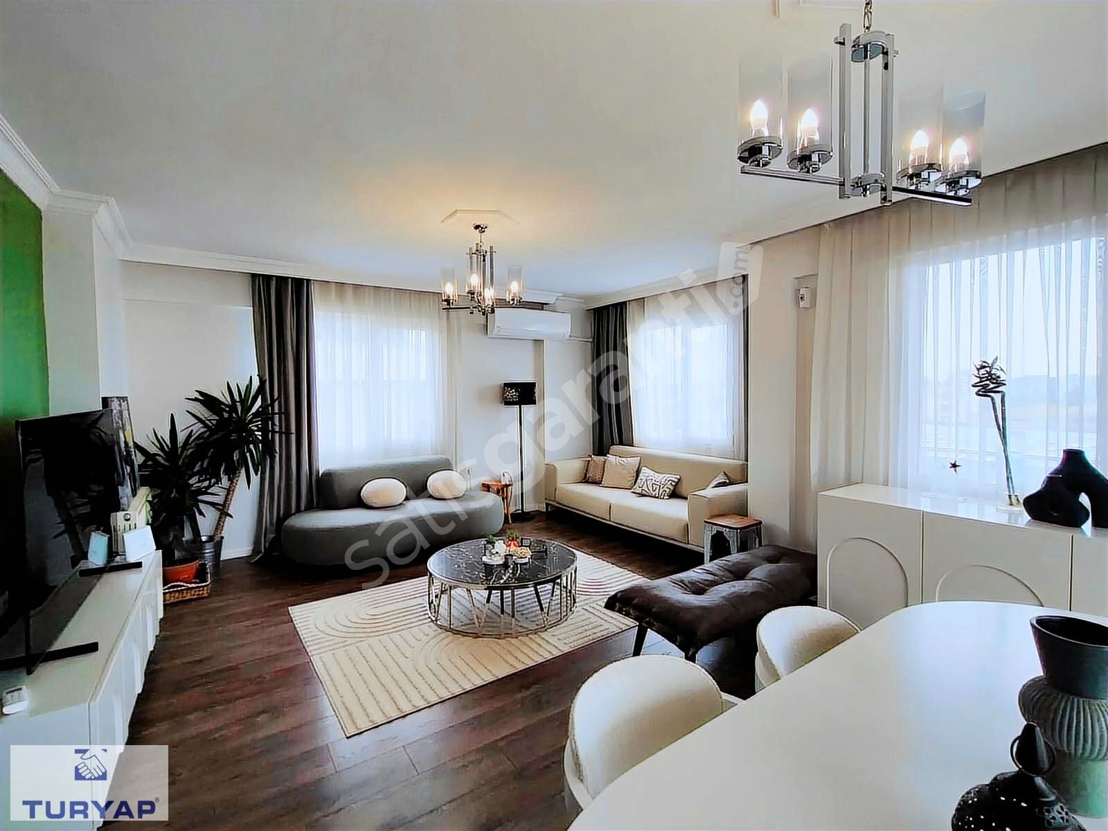 Metro Avm Karşısı Muhteşem Manzaralı Full Bakımlı Geniş Daire