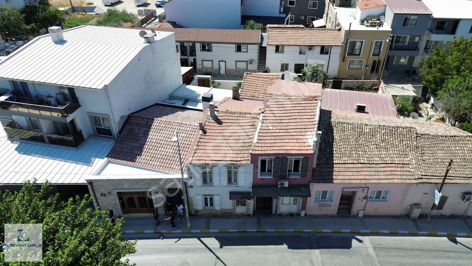 TURYAP'tan Altıntaş'ta Zafer Cad. Üzeri 100 m2 Arsa İçinde Bina