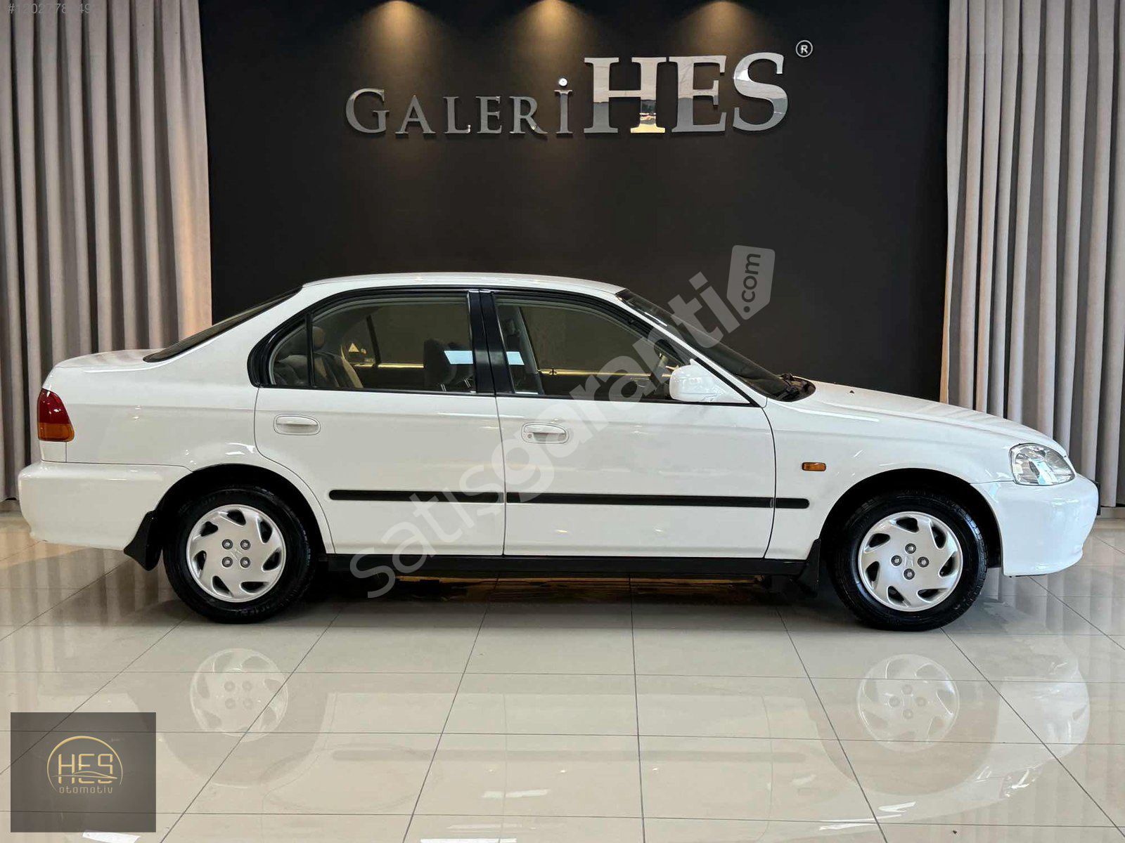 -İLK SAHİBİ ORİJİNAL 173.000 KM MANUEL 1.6 İES MUTLUHAN BAYİİ -