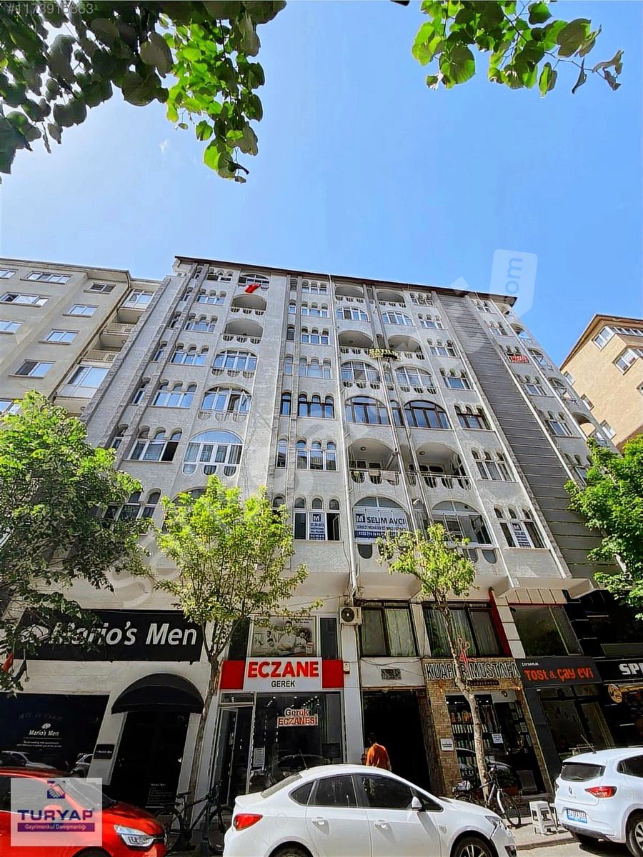 KIZILCIKLI CADDESİ ÜZERİ ARAKAT GENİŞ DAİRE
