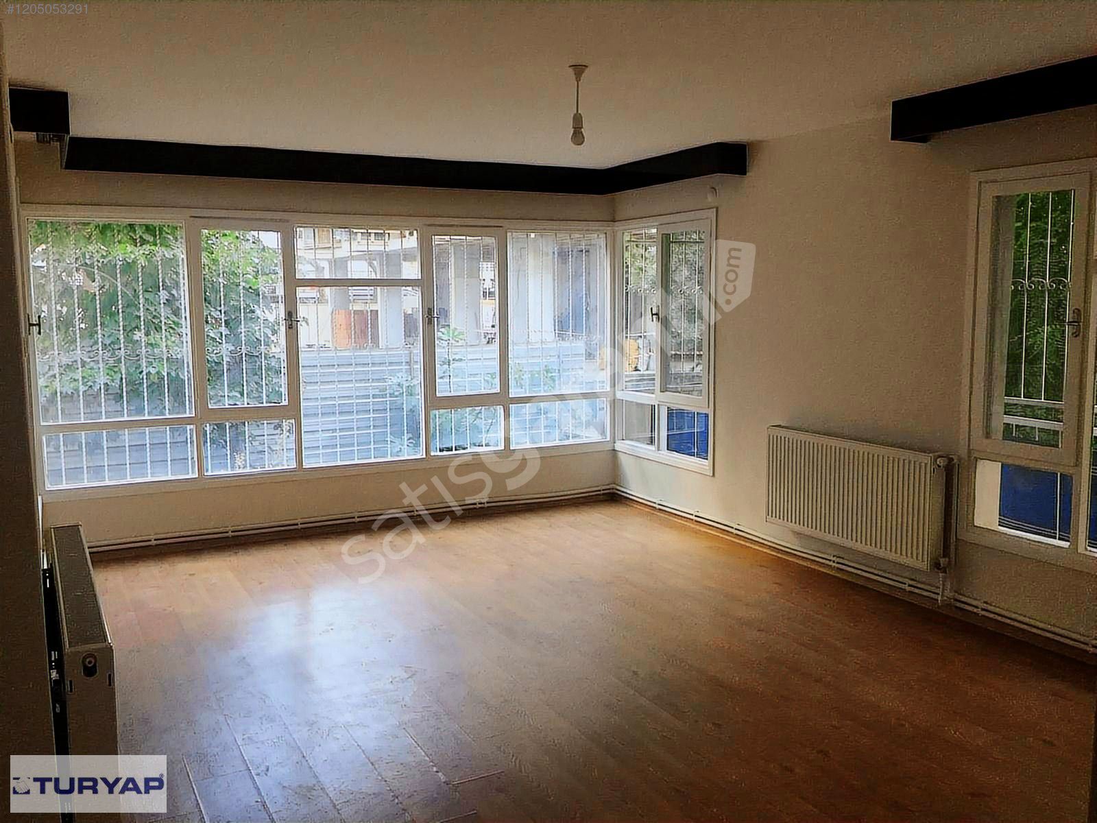 Bornova Süvari Caddesinde 2+1,Doğalgazlı 102 m2 daire