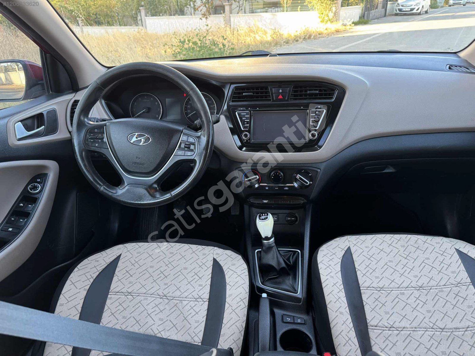 SAYGIN OTOMOTİVDEN DÜŞÜK KM İ20