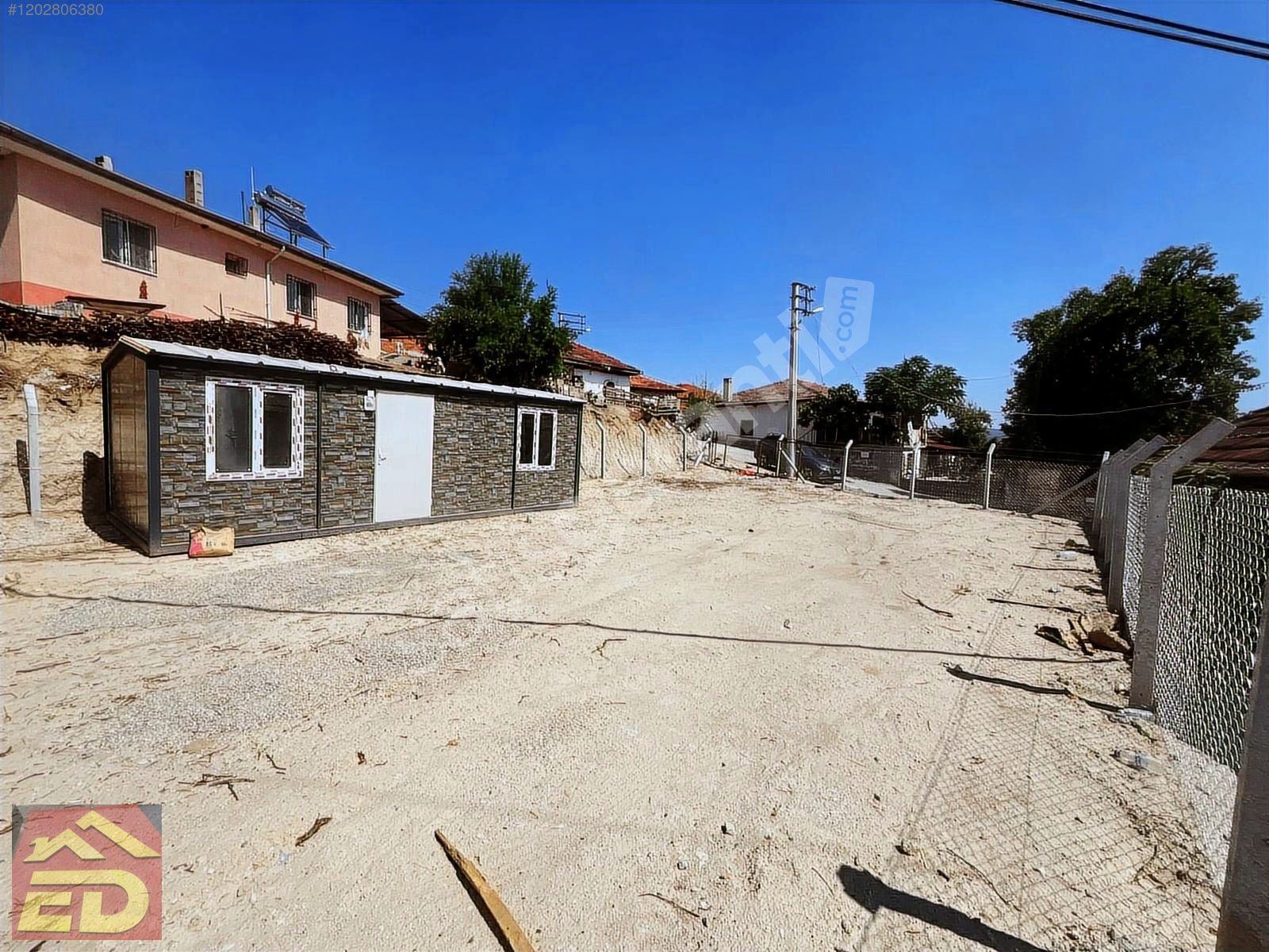DAĞCI EMLAK MANİSA İZMİR YOLUNA CEPHELİ SATILIK HOBİ BAHÇESİ