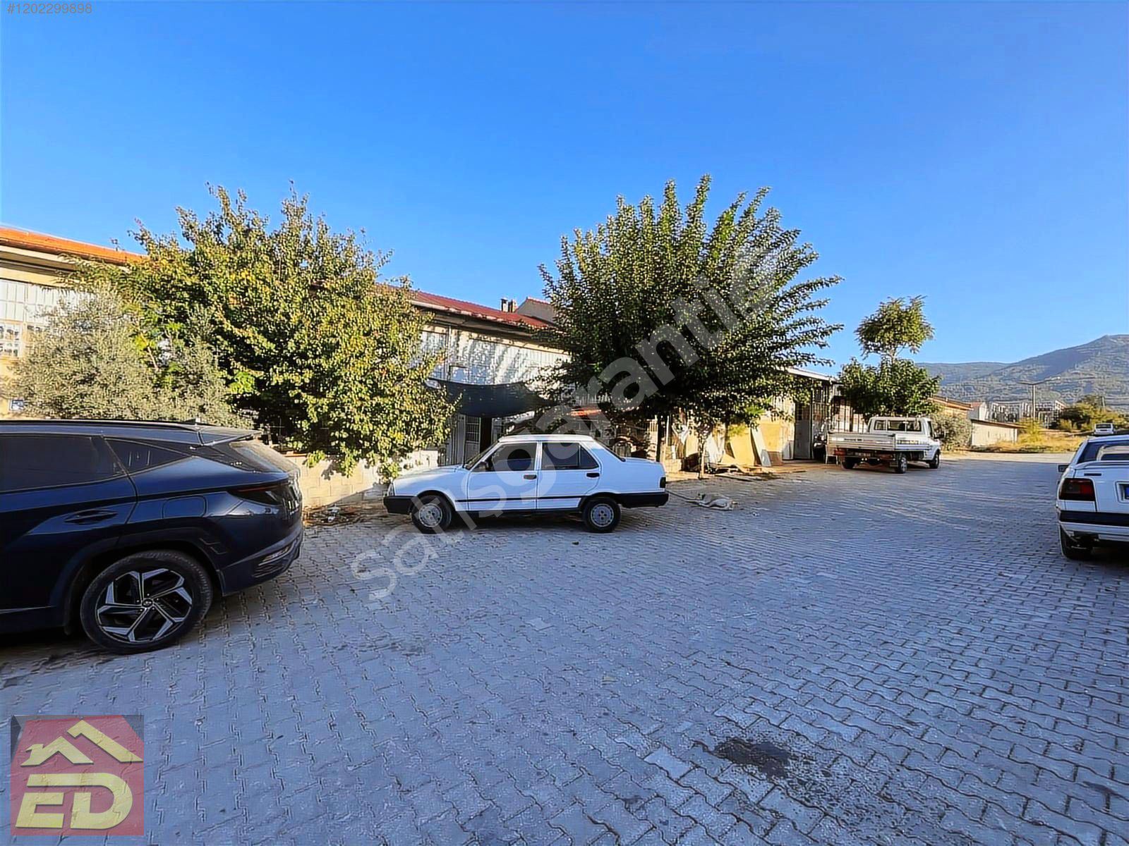 DAĞCI EMLAK BULDAN 2. SANAYİ SİTESİNDE SATILIK 180 M2 DÜKKAN !!