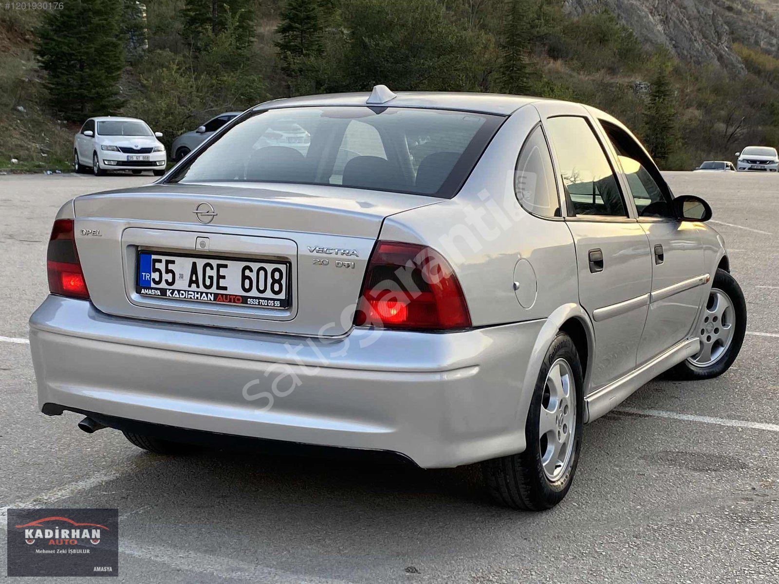 KADİRHAN'DAN 2001 MODEL VECTRA