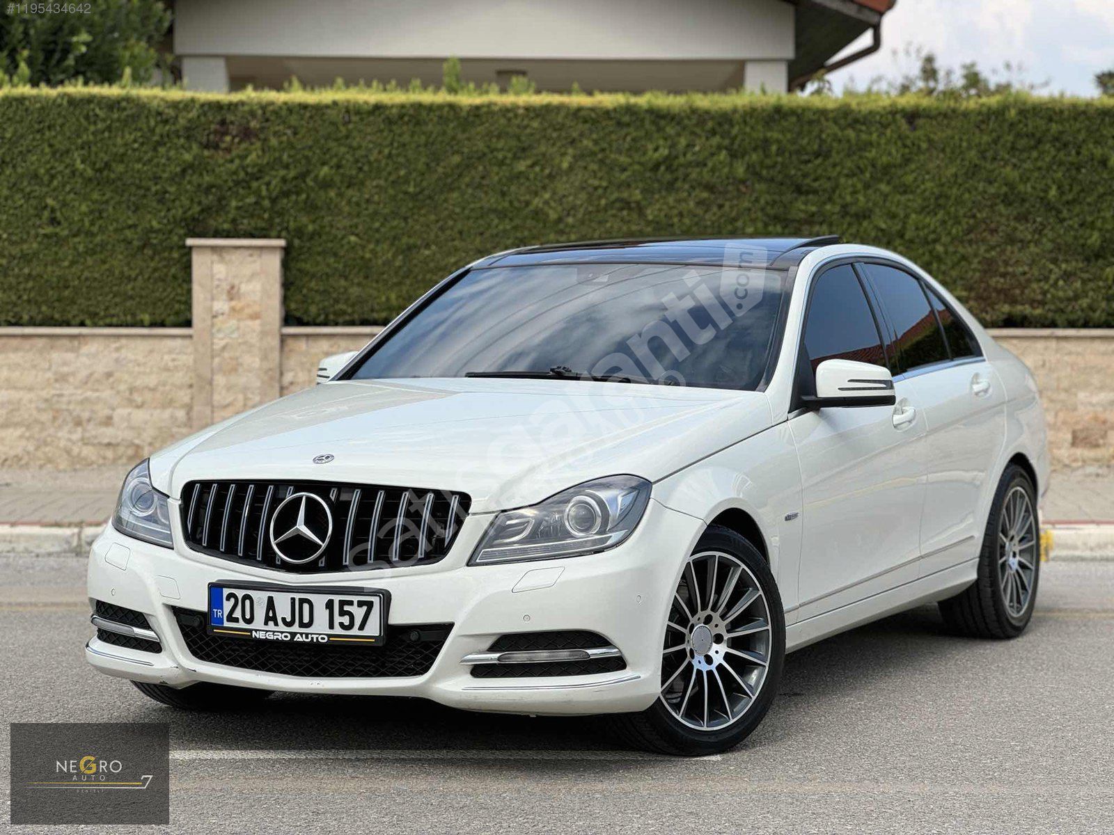 NEGRO AUTO | 2012 MODEL DEĞİŞENSİZ EMSALSİZ TEMİZLİKTE C180