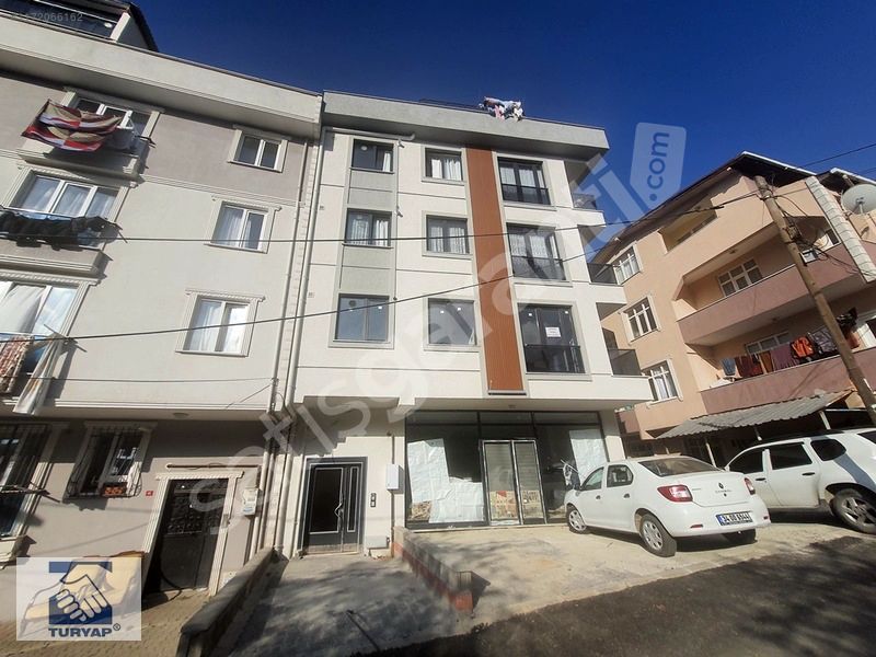 TURYAP AYDOS'TAN SULTANBEYLİ SATILIK İSKANLI DEPOLU DÜKKAN