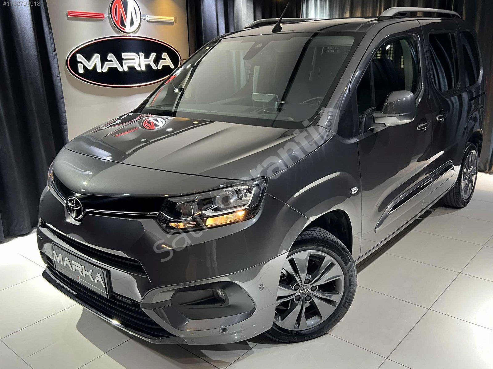 MARKA'DAN 2021 PROACE CITY PASSİON FULL+FULL BOYASIZ İLK ELDEN