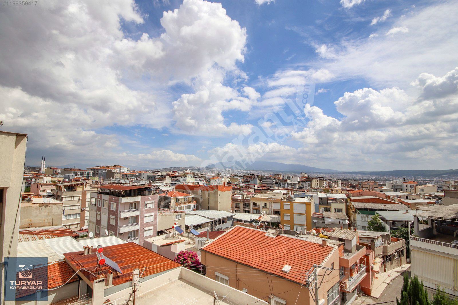 BAHAR MAHALLESİNDE SATILIK BAHÇELİ 2+1 DAİRE