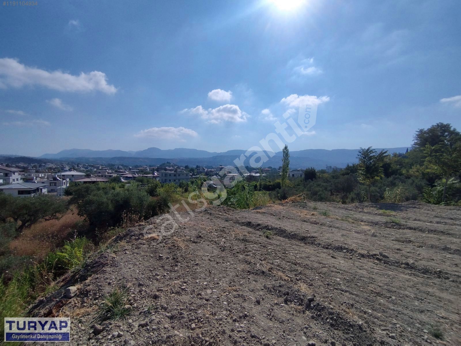 TAVLADA HARİKA BİR KONUMDA ACİLL SATILIK İMARLI PARSEL
