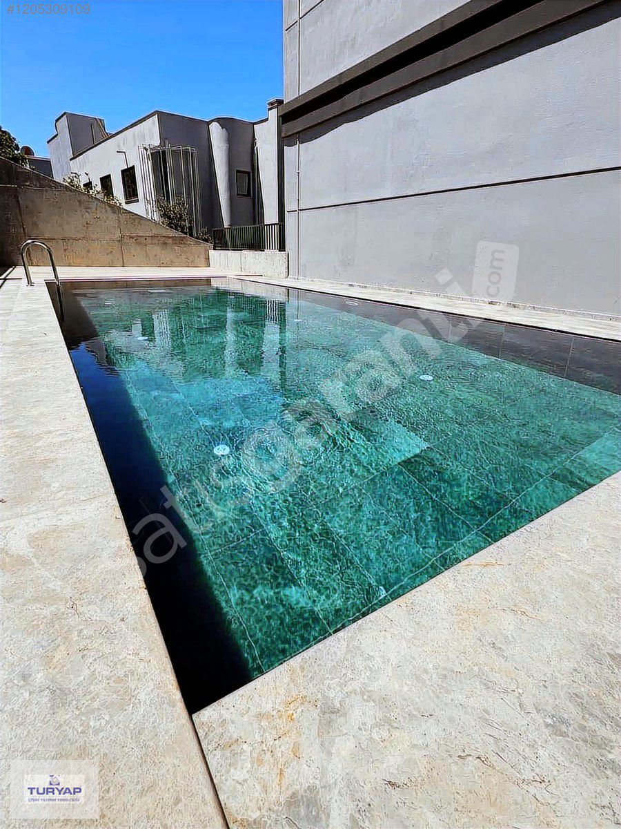 TURYAP'TAN ÇEŞME MERKEZDE ULTRA LÜKS SATILIK REZİDANS DAİRE