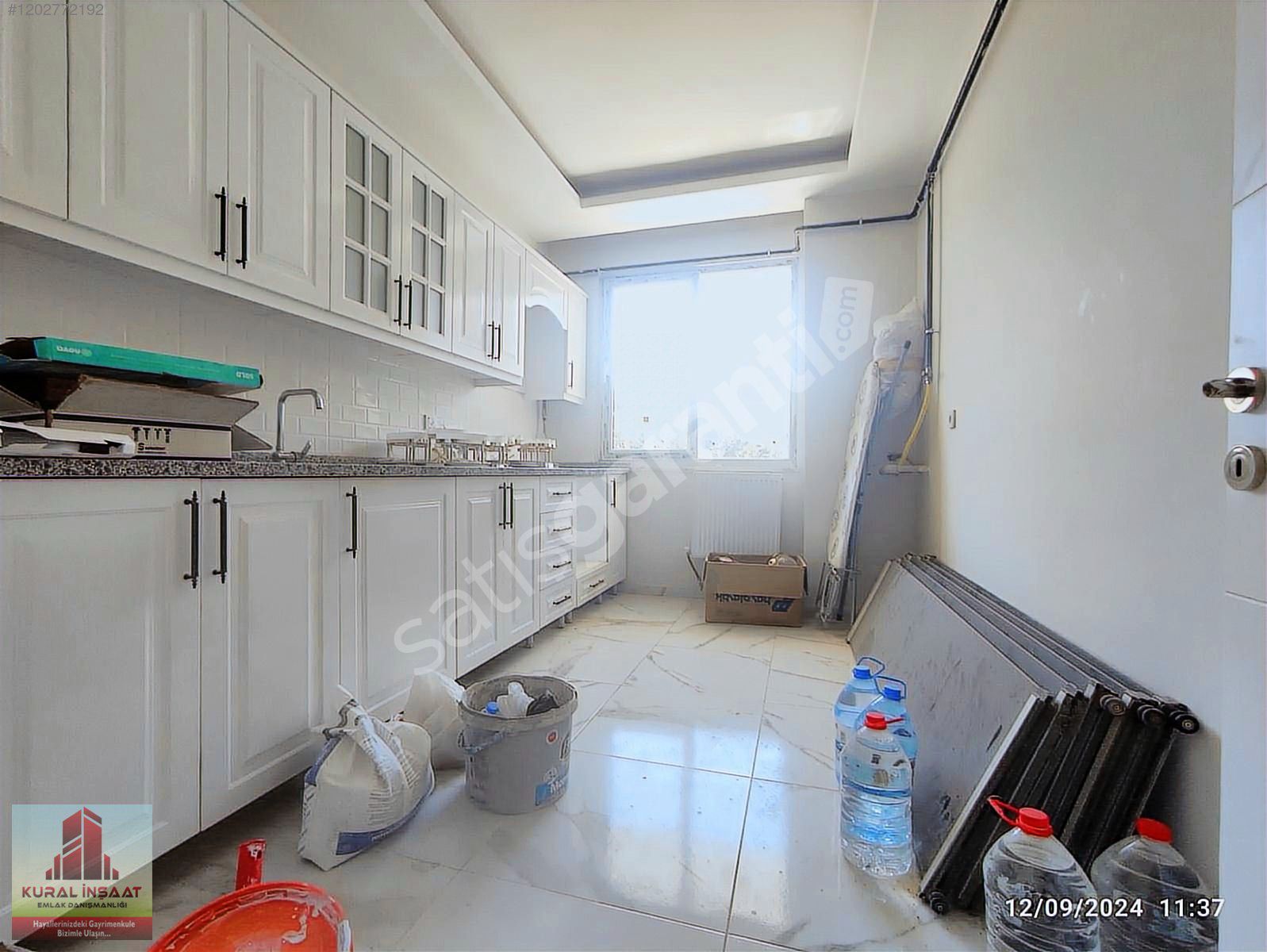 YUNUS EMRE MAHALLESİ'NDE SATILIK 2+0 DAİRE