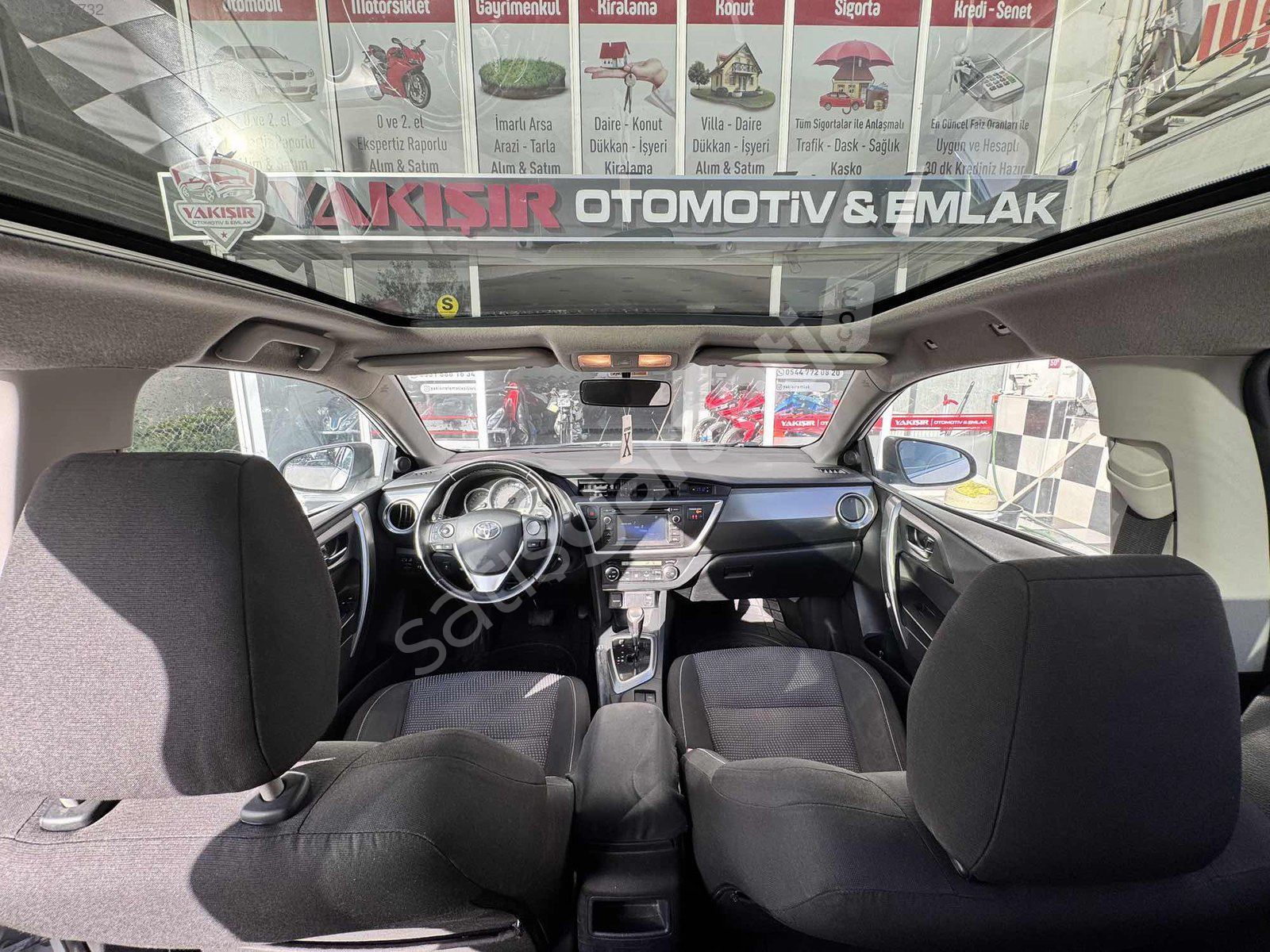 TR EN UYGUNU TOYATA AURİS CAM TAVAN OTOMATİK DÜŞÜK KM