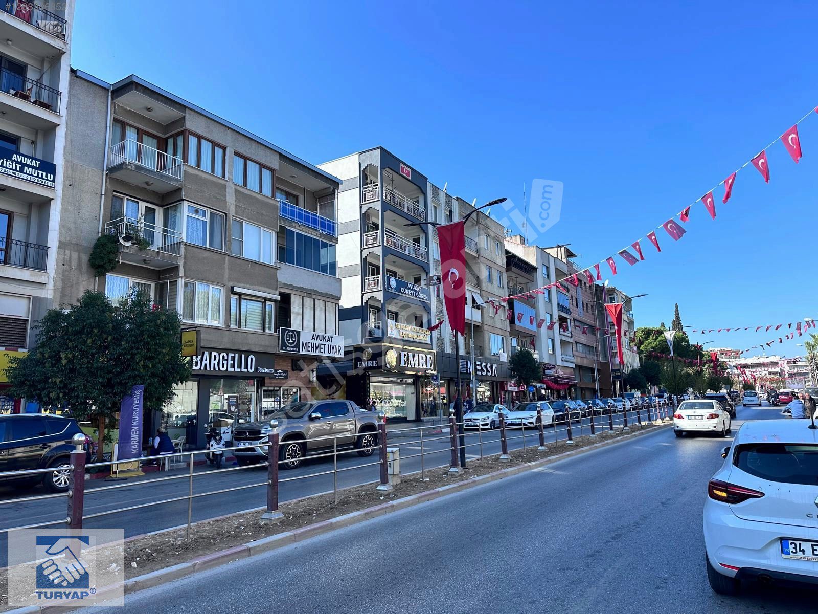 Kemalpaşa Merkezi konumda Cadde Üzeri Satılık Dükkan