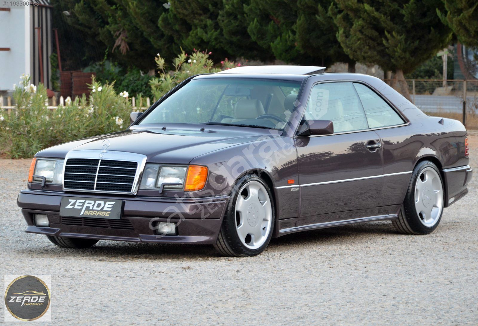 Zerde Garage 1991 Mercedes Benz 300 CE-24 Emsalsiz