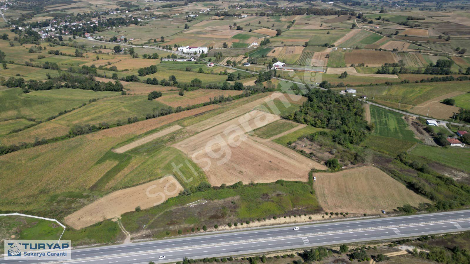 Sakarya Adapazarı Karaderede Satılık 7518 M2 Tarla