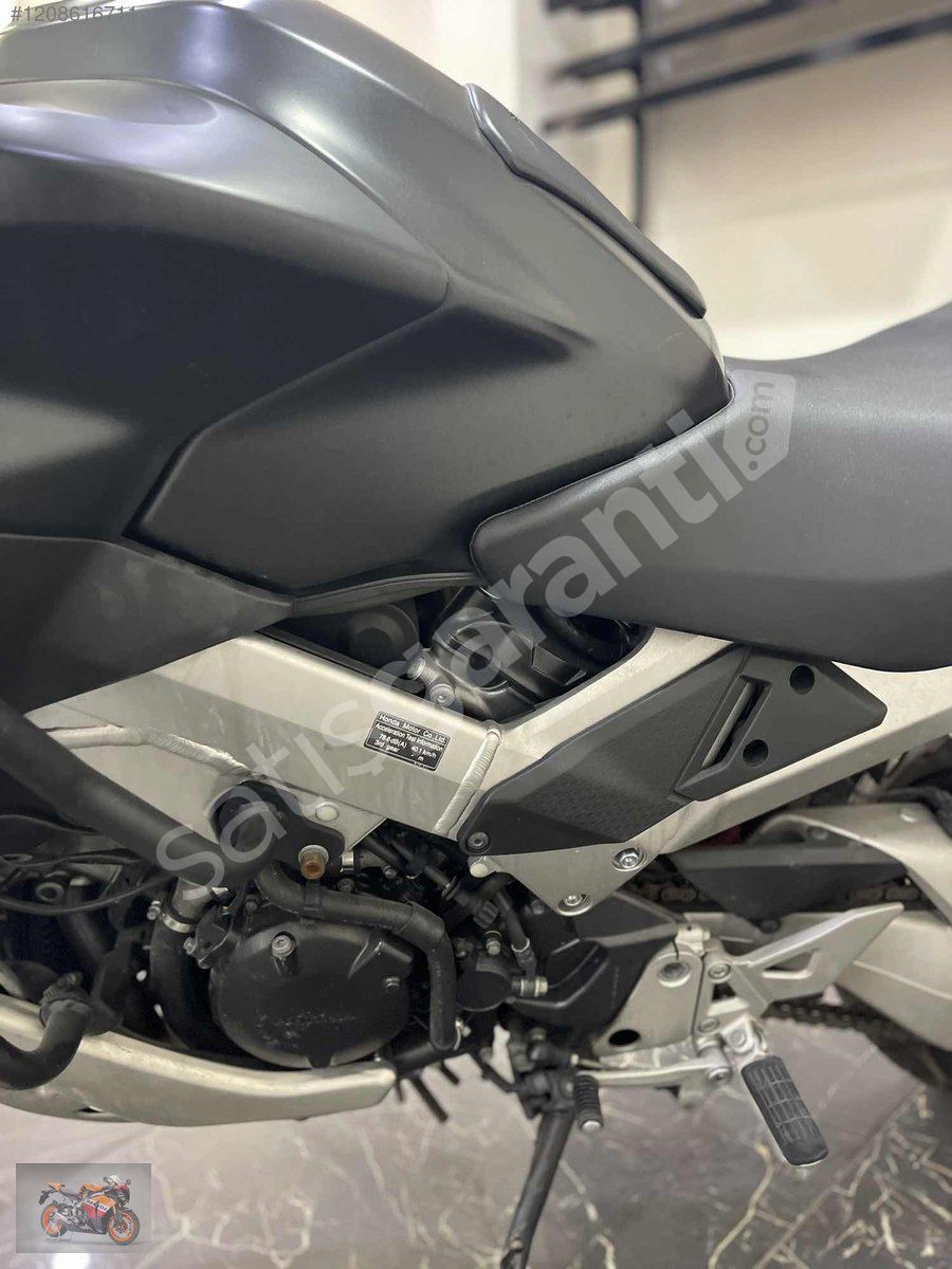 ALNOOR MOTORS DAN TEMİZ HONDA VFR800X CROSSRUNNER