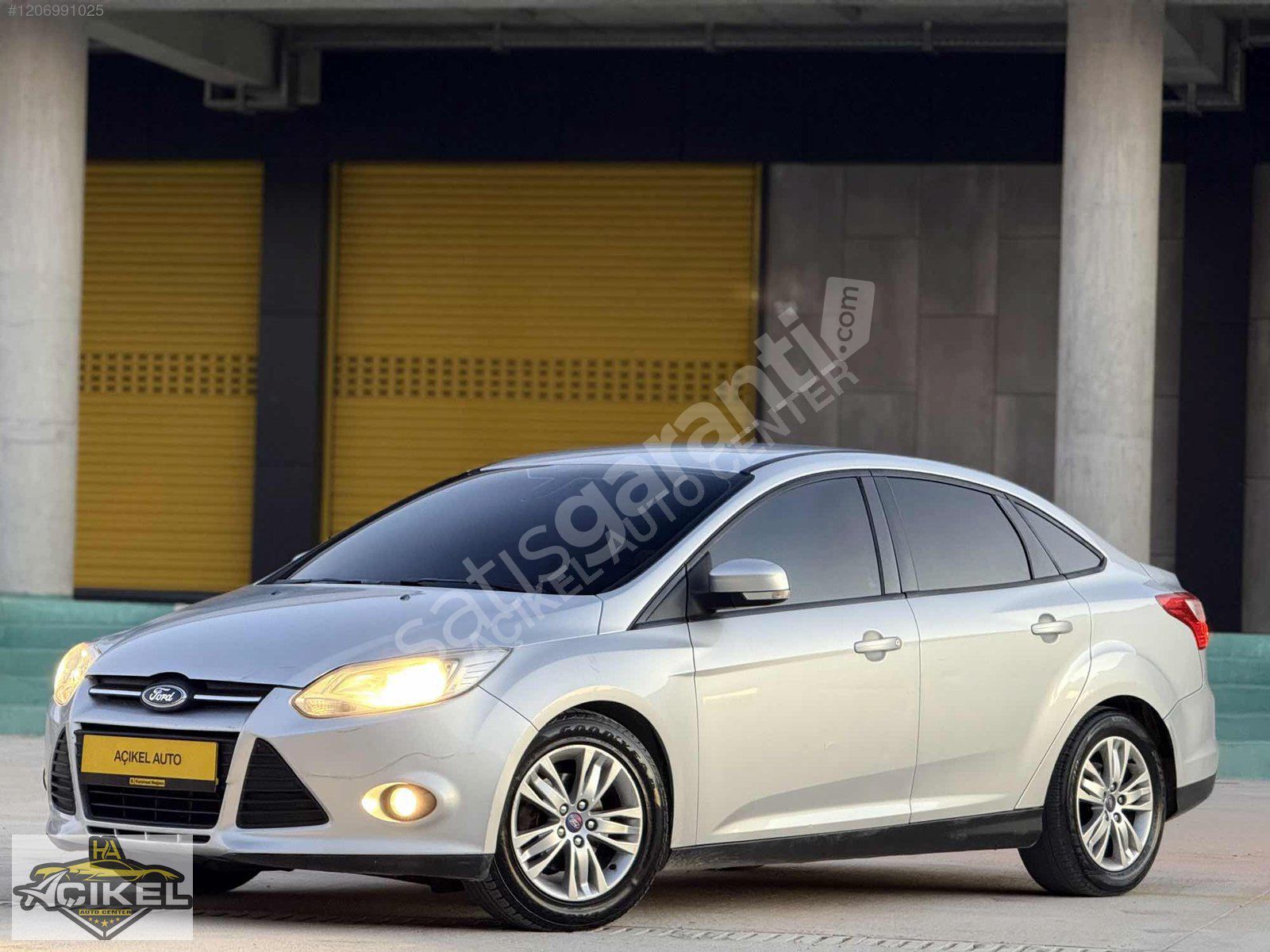 AÇIKEL AUTO CENTER-215.000 KM-STYLE-OTOMATİK-1 DEĞİŞEN-1LOKAL