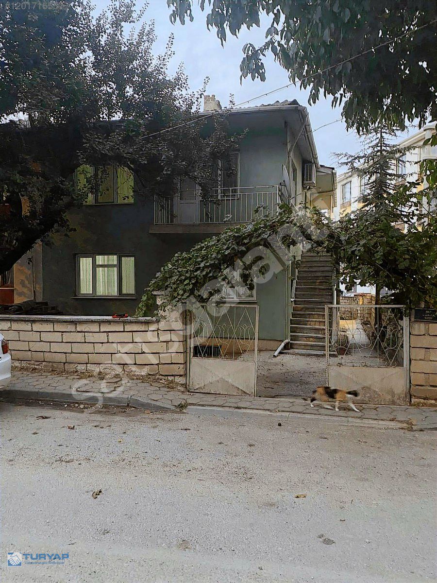 TURYAP ESKİŞEHİR ÇAMLICA İKİ KATLI BAHÇELİ MÜSTAKİL EV