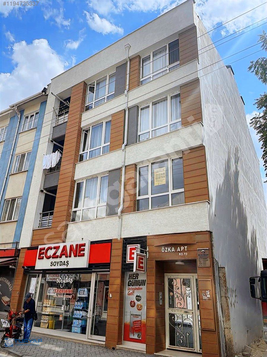 TURYAP' TAN DERMAN CADDESİ ÜZERİNDE 2+1 SATILIK BAKIMLI DAİRE