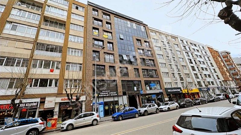TURYAP'TAN LÜKS İŞYERİ VE İTFAİYE RUHSATLI 70m²SATILIK LÜKS OFİS
