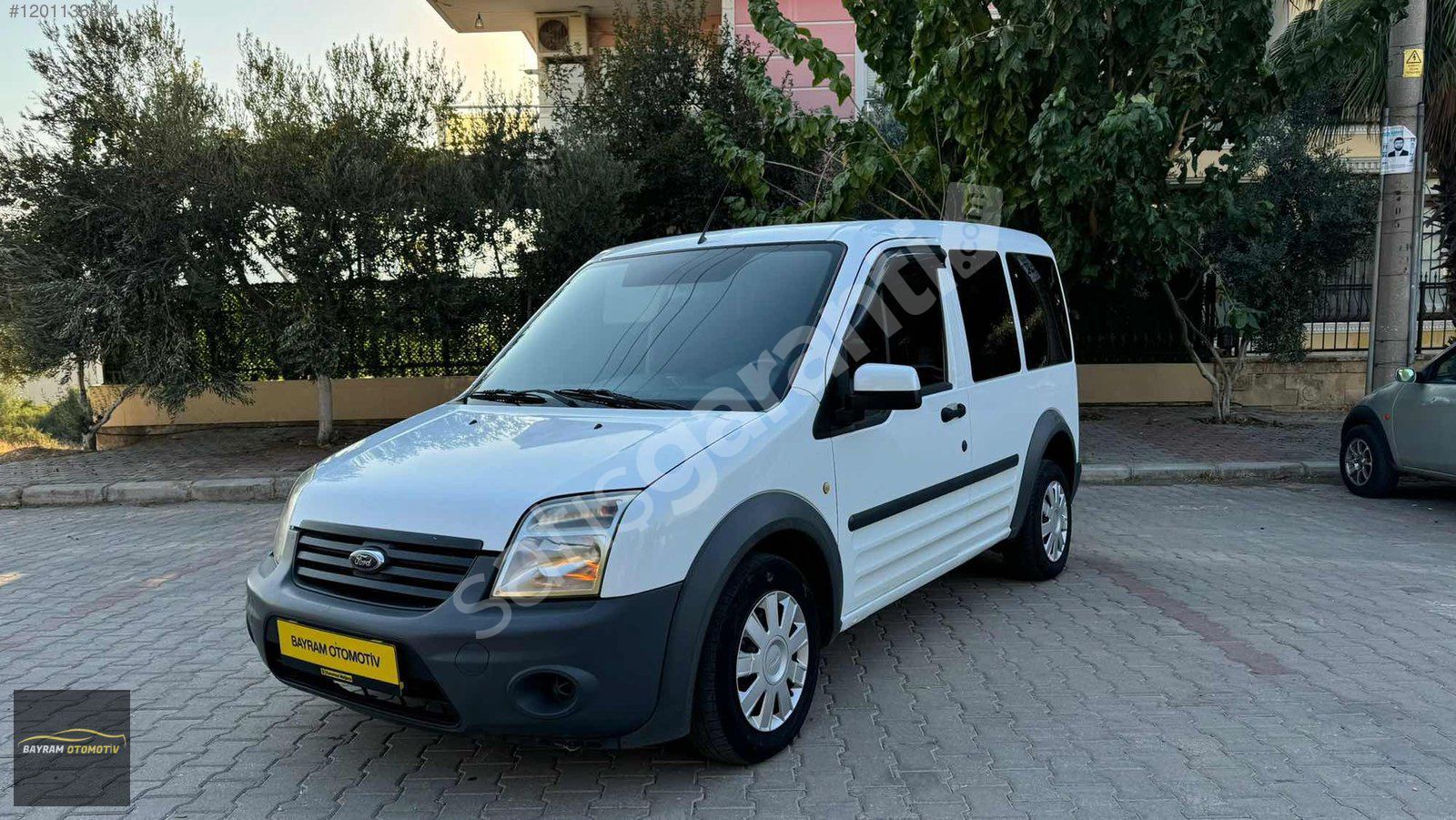 2012 CONNECT 1.8TDCİ KLİMALI ANINDA KREDİ KARTA 12 TAKSİT