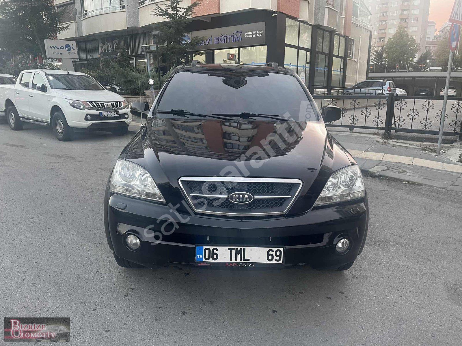 İKİNCİ SAHİBİNDEN ALINMIŞ ÇOK TEMİZ 2006 MODEL SORENTO TAM DOLU