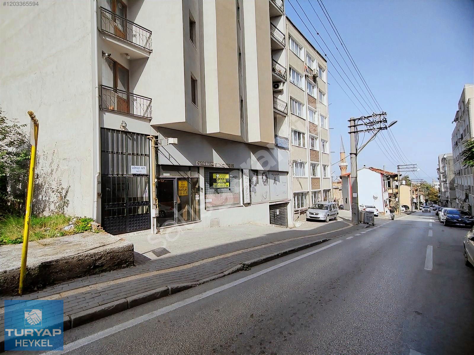 MAKSEM CADDESİ ÜZERİNDE 100m² SATILIK DÜKKAN