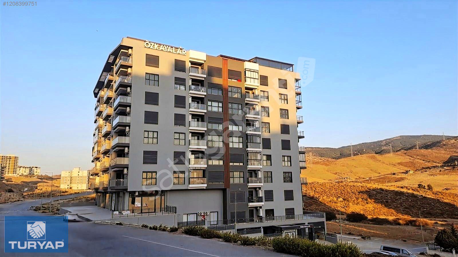 İSTİKLAL MAHALLESİNDE SATILIK SIFIR 3+1 DAİRE