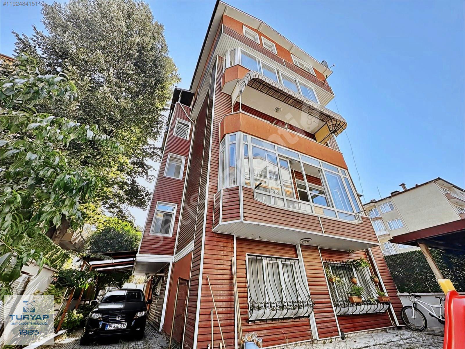 Turyap'tan 60 Evler Merkez'de 3+1 150m2 Kiralık Arakat Daire