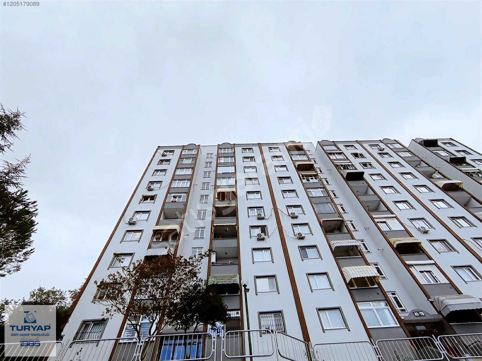 Turyap'tan Yuvam Akarca 2oda1salon 75m2 Şehir Manzaralı Fırsat